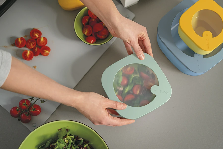 Guzzini Shallow 1900ml Sage Green Microwaveable Store&More Container