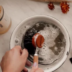 Humdakin Round Wood, Metal and Horse Hair Dish Brush